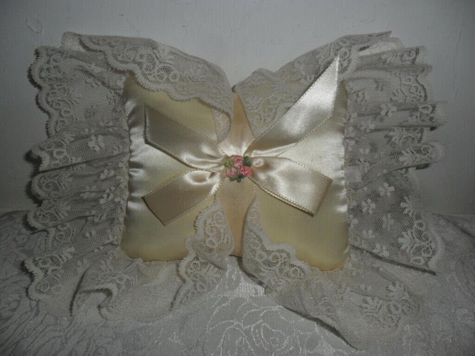Vintage Lacey Wedding Ring Pillow - 7