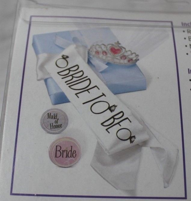 Wilton Bridal Sash & Crown Party Kit