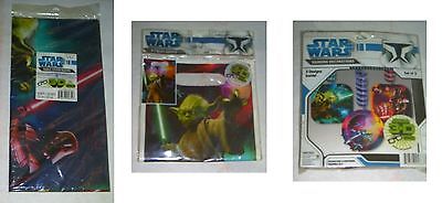 NEW! 2009 Hallmark Party Express STAR WARS 3-D TABLE CVR, TREAT BAGS, HANG DECOR