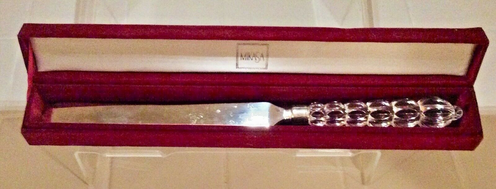 MIKASA 13” SILVER-PLATED GLASS HANDLE  (ROUSSEAU) CAKE KNIFE 4693998 EUC W/ BOX