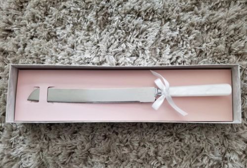 Gorgeous Hallmark Faux White Mother of Pearl Handle Wedding Cake Knife in Box