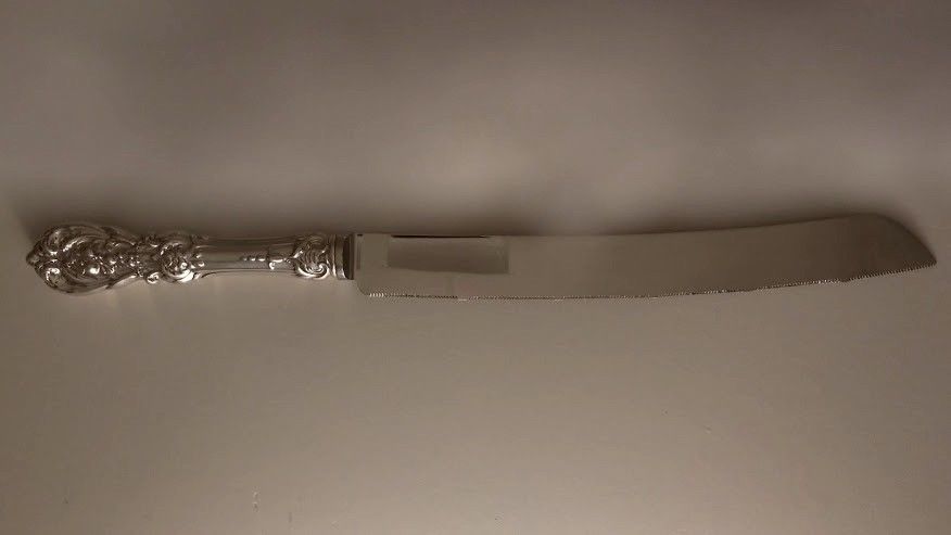 FRANCIS 1 STERLING SILVER WEDDING CAKE KNIFE SUPER SHAPE READY FOR THE BIG DAY