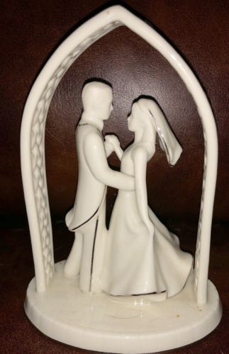 LENOX Porcelain Wedding Cake Topper Promises Forever Yours Bride & Groom