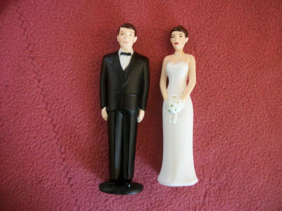 VINTAGE 1974  WILTON  CAKE TOPPER BRIDE & GROOM --COLLECTIBLE--USED ONCE--CLEAN-