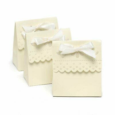 Le Prise White Scalloped Favor Boxes