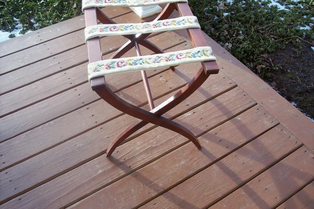 Vintage Folding Suitcase Luggage Rack Stand Wood Wooden Bed Breakfast Decor