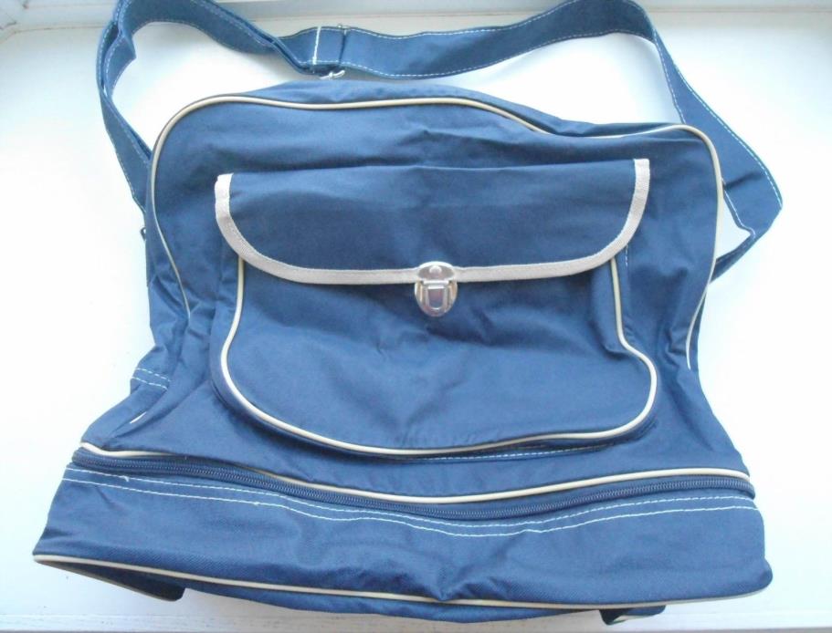 NAVY BLUE TRAVEL BAG, NEW WITHOUT TAGS
