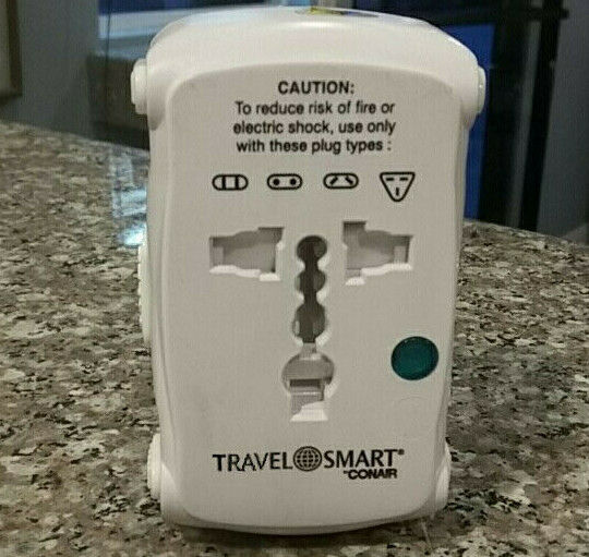 CONAIR Travel Smart All-In-One ADAPTER With Built-in Adapter Pre-Own and Good