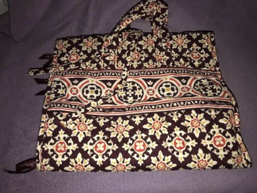 Vera Bradley Medallion Organizer