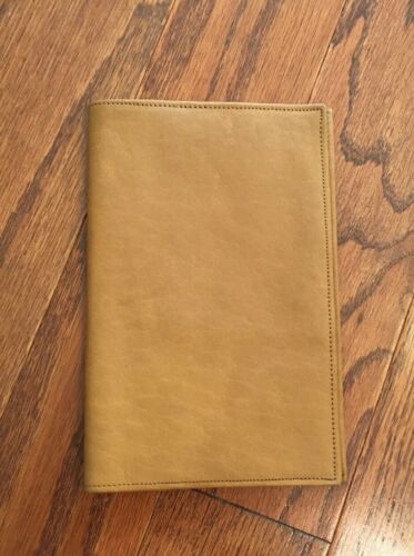 New Buxton Cowhide Passport Case,Tan