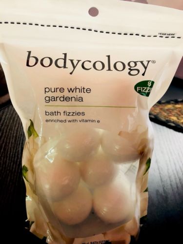 Bodycology Pure White Gardenia Bath Ball Fizzies Vitamin E Package Of 8