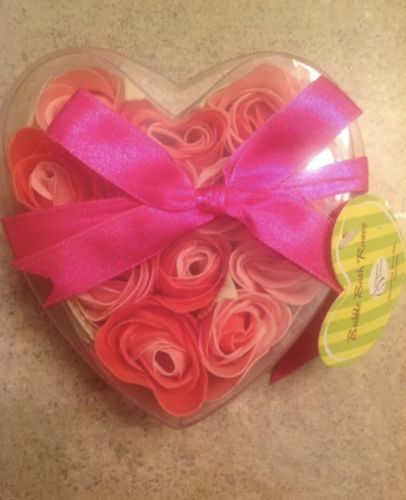 Bubble Bath Roses Bouquet New with tags Ready for Valentines day, anniversary...