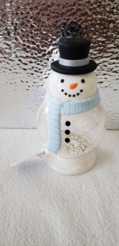 Bath and Body Works Snowman Sanitizer Holder Snow globe White 5