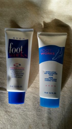 Avon fancy feet and footwork moisturizing duo