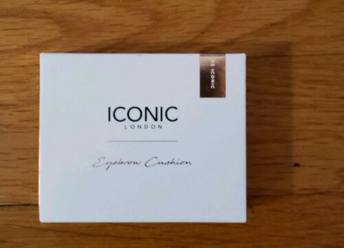 Iconic London Eyebrow sculpt Cushion in Medium $40 retail new in box authentic