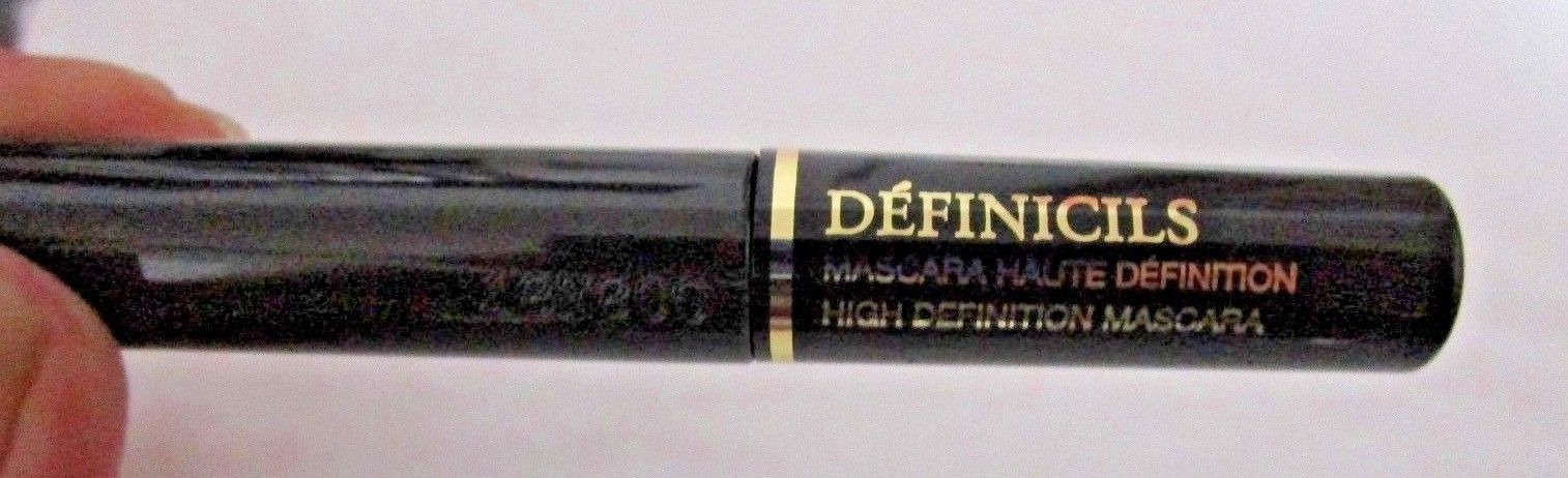 NEW LANCOME DEFINICILS Black Mascara Sample Size .07 FL. OZ. Free Shipping