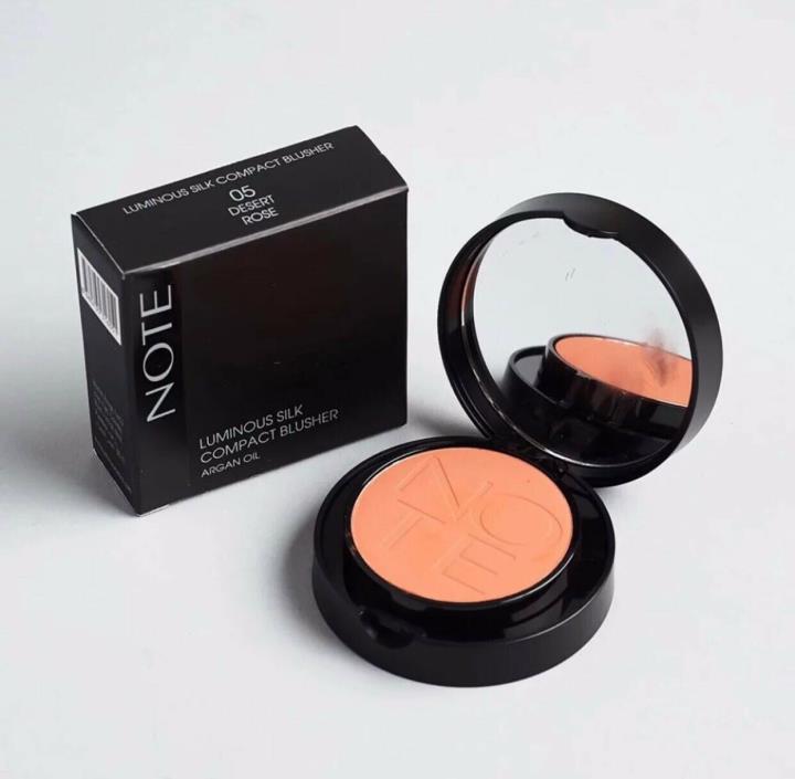 New!! Note Luminous Silk Compact Blush In The Color Desert Rose.