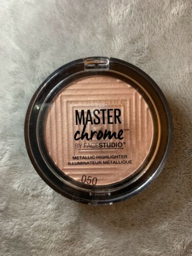 Maybelline MASTER CHROME METALLIC HIGHLIGHTER 050 Molten Rose Gold