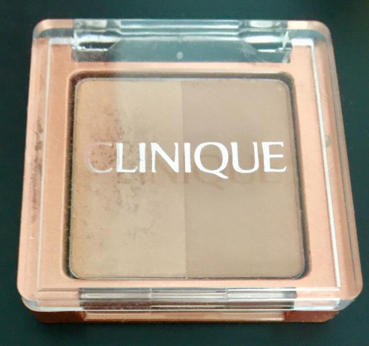 Clinique Almost Bronzer Light / Medium Spf 15 Travel Size .06 Oz.