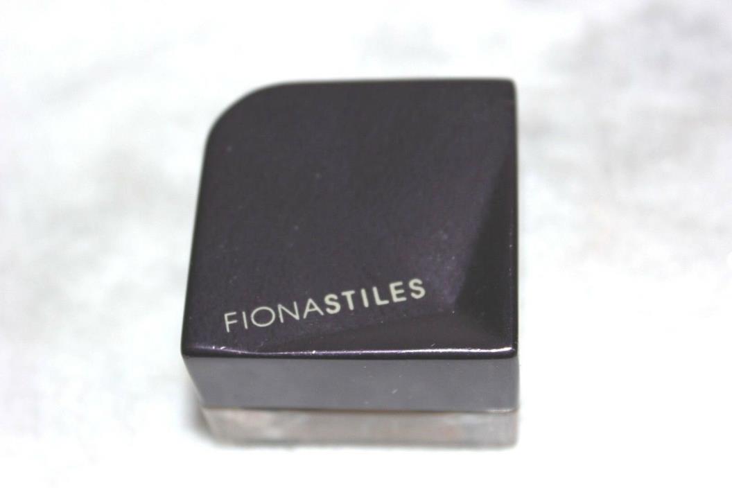 Fionastiles full cover perfect finish concealer color #06 NWOB 0.16 oz / 4.5g