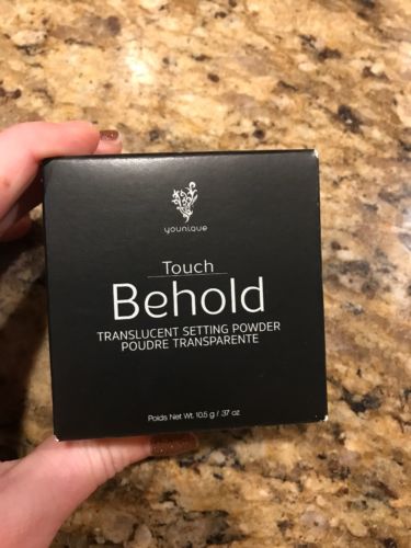 Younique Touch Behold Translucent Setting Powder New in Box