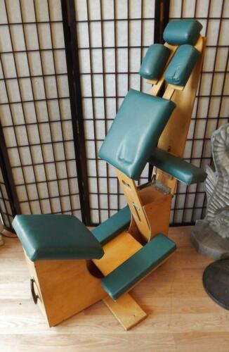 Vintage Living Earth Crafts On Site Massage Chair W/ Manual In Wood Case