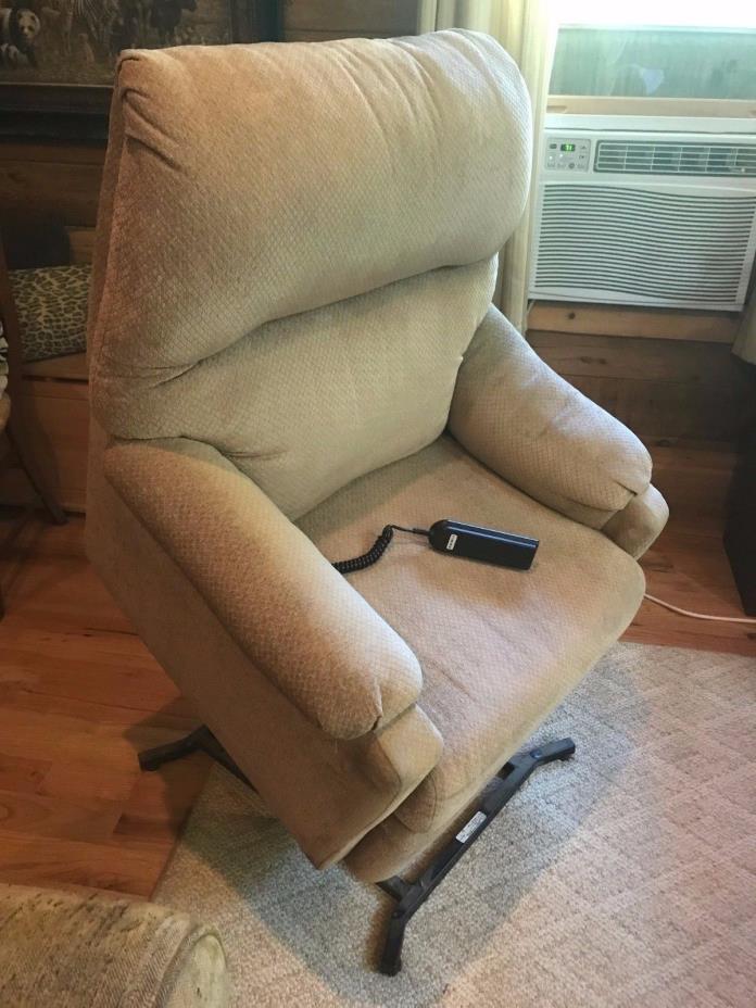 Super Segless Corp. Recliner with Okin Lift Assist