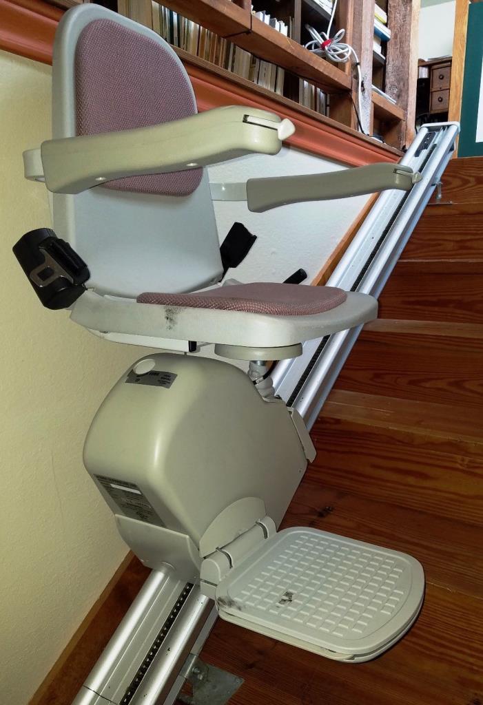 Acorn 120 MKII Superglide Stairlift