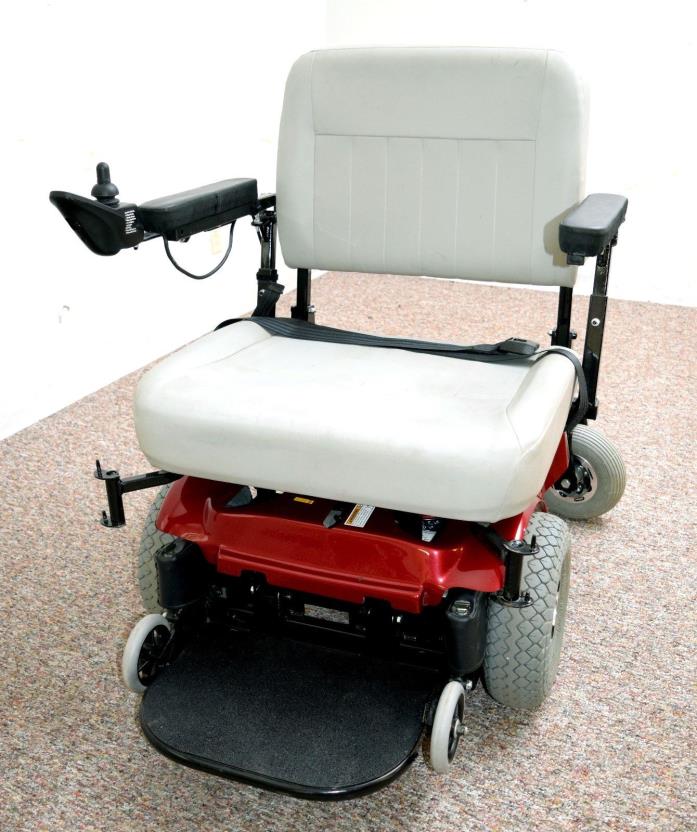 power chair Bariatric Scout Boss 6NS by Pacesaver 600 lb rated 70 amp batteries
