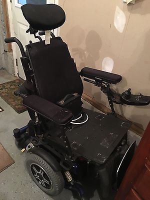 Pride Quantum 6000Z Power Wheelchair For parts  Or Repair Articulating Legs Tilt