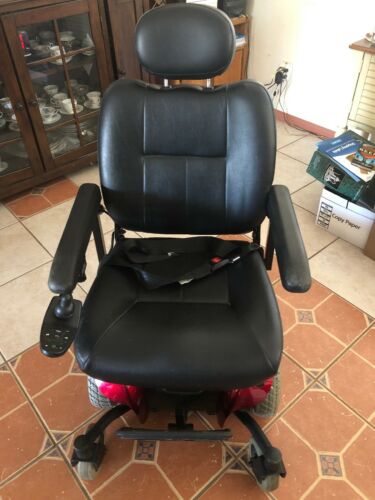 Used INVACARE PRONTO M41 ELECTRIC WHEELCHAIR SCOOTER  300LB. SURESTEP, CHARGER