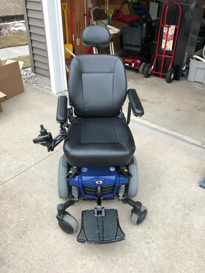 Pride Mobility Quantum 6 Edge Power Wheelchair