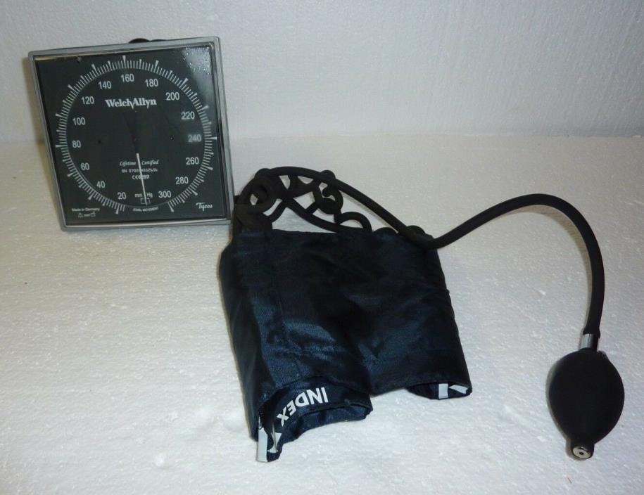 Vintage Welch Allyn Sphygmomanometer Blood Pressure Monitor