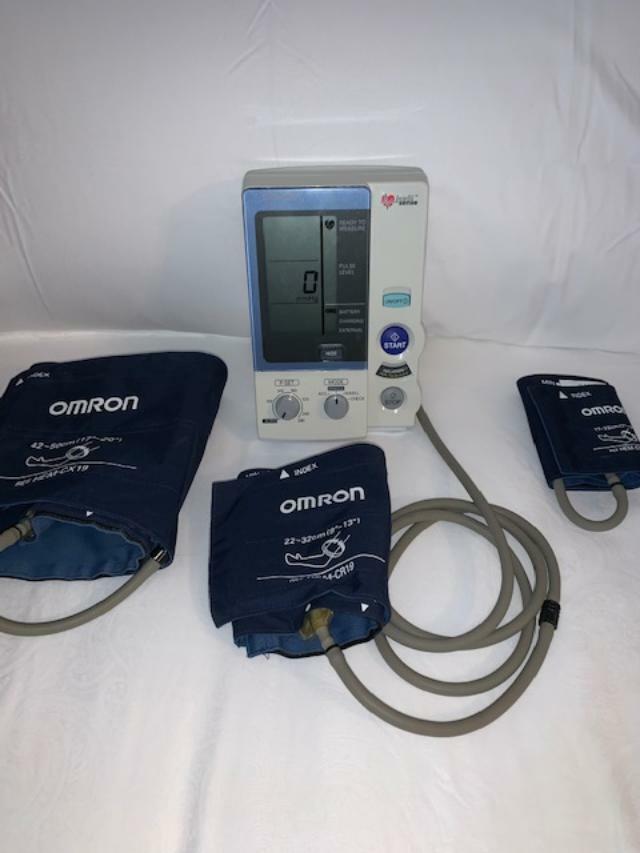 OMRON IntelliSense HEM-907XL Digital Blood Pressure Monitor w/cuffs, AC adapter