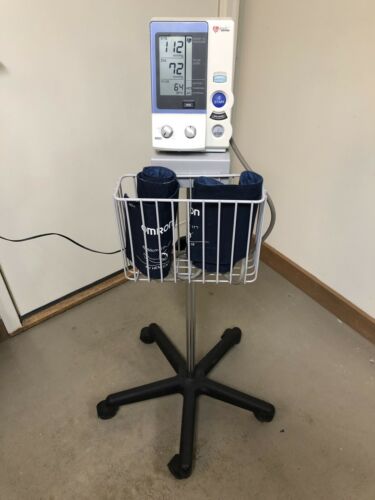 Omron HEM-907XL Pro Blood Pressure Monitor with Stand Vital Signs Perfect!