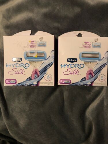 Brand New - Schick Hydro Silk Skin Razor Blade Cartridge Refills 12 COUNT