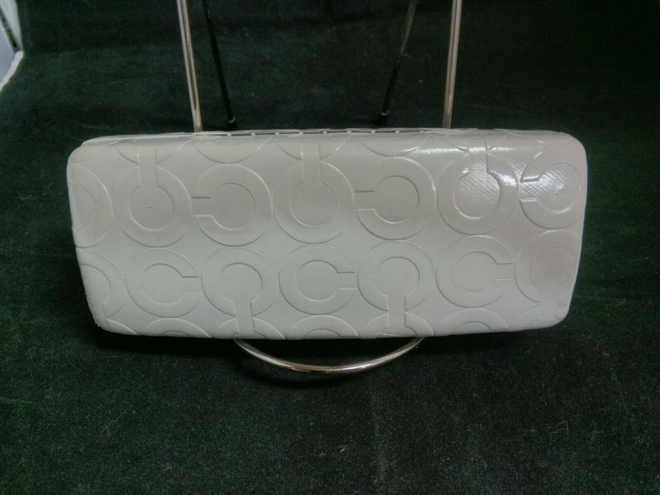 COACH SIGNATURE GLASSES CASE WITH CLOTH - HARD CASE, IVORY COLOR -  PERFECT!
