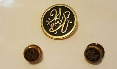Vintage 10 year Weight Watchers Lapel Pin in Gold Tone Lot