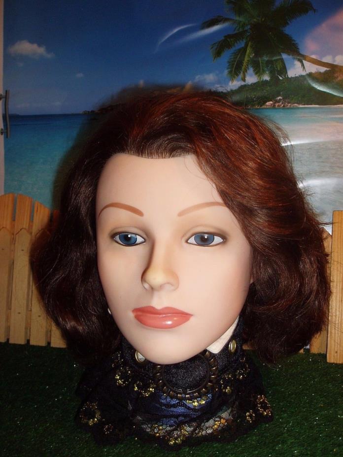 MANNEQUIN WOMAN HEAD FOR HAIR SALON OR DISPLAYING PURPOSES