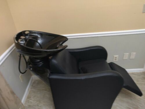 Black Hair Washing Sink and Chair. Excellent Used Condition.