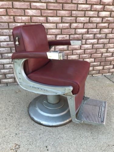 Vintage Takara Belmont BB-225 Barber Chair
