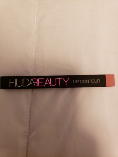 Huda Beauty Lip Contour Bombshell Lipliner New in Box