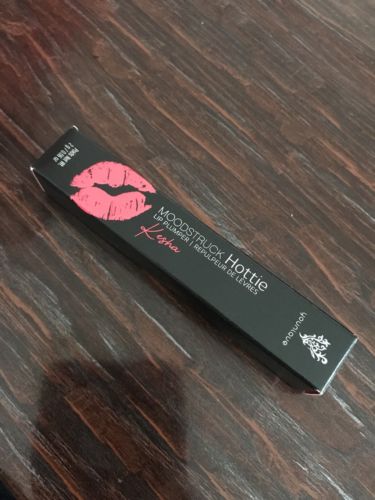 Younique Moodstruck Hottie Lip Plumper For Fuller Lips (Kesha) Red Orange