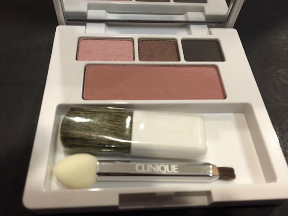 NEW CLINIQUE COLOUR SURGE EYE SHADOW TRIO AND BLUSHER IN MIRROR COMPACT