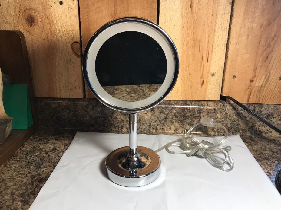 ConAir Double-Sided Lighted Vanity Magnifying Make Up Mirror