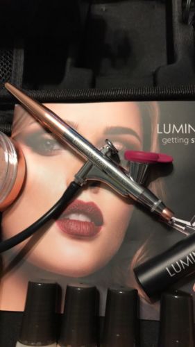 Luminess Legend Airbrush System Rose Gold- Foundation; Silk 4in1, Shade; Warm