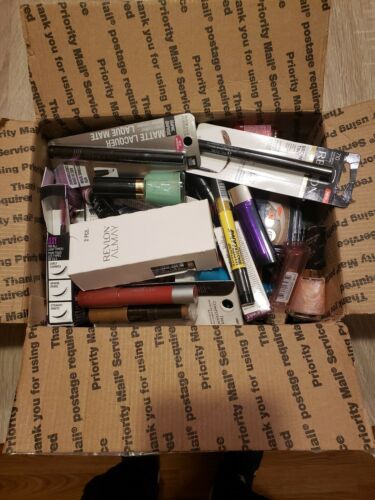 Makeup lot! Get what you see, over 40 items. Wholesale Price Party Favor NEW