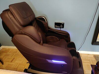 Titan TP-Pro Executive Massage Chair - Demo Model