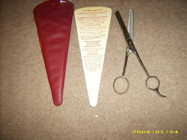 vintage Revlon Barber hair thinning / cutting Scissors Shears Italy chrome color