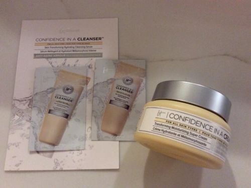 IT Confidence in Cream Anti-Aging Armour Full Size 2oz + 2 Samples Of Cleanser
